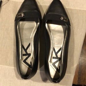 Anne Klein sport 6M. Worn once, didn’t fit.